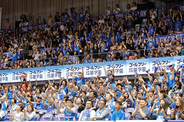 ⑩試合中は大声を張り上げて、ストレスも発散!